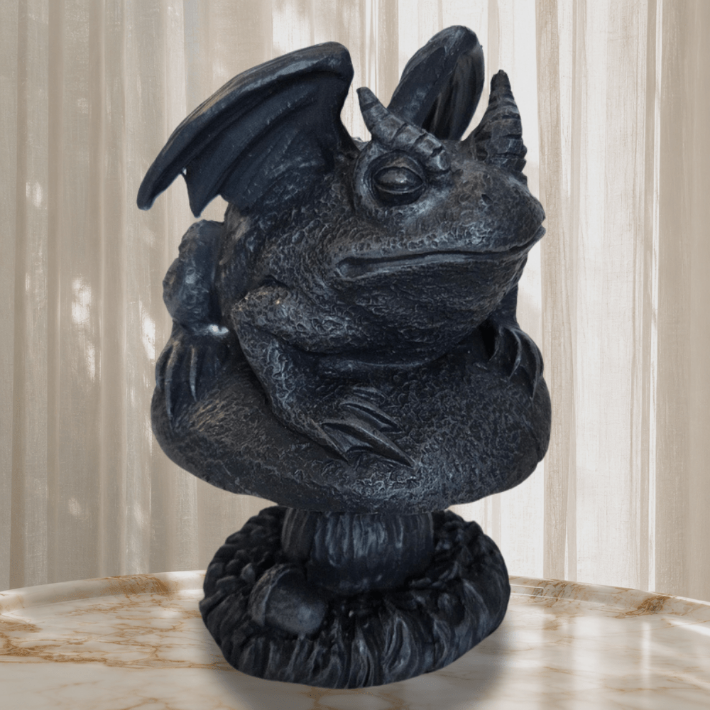 Gargoyle Toad Statue