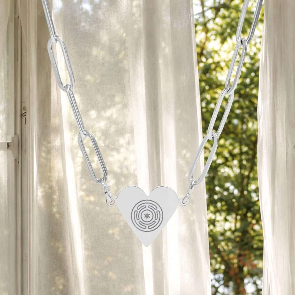 Strophalos of Hekate Heart Necklace
